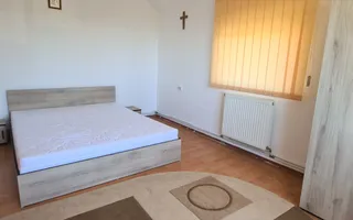 Vila pretabila pensiune + restaurant,  10 camere,  1000MP teren - Poză 12