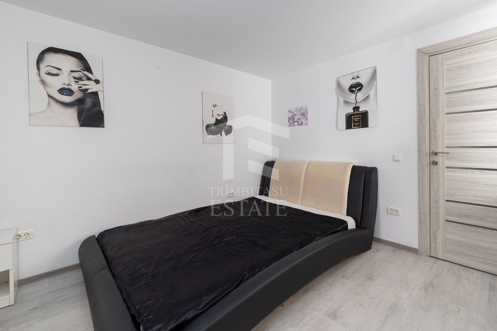 Centrul Istoric Brasov | Garsoniera de vanzare | Ideala investitie - Poză 3