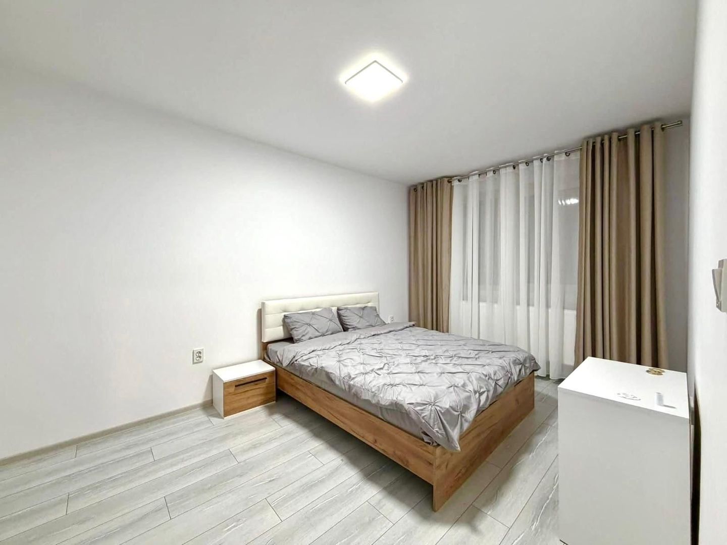 Apartament 2 camere - 2 locuri de parcare - Giroc - Poză 2