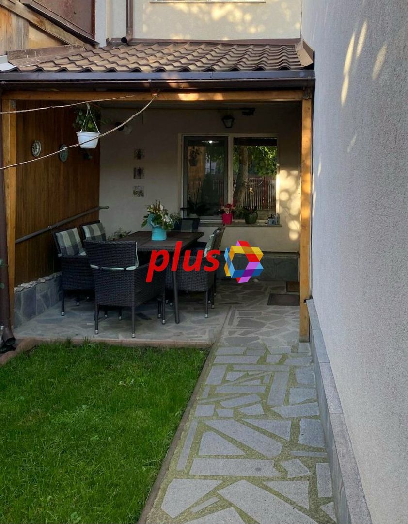 Casă cu 3 camere 95 mp, Teren 109 mp Brasdov - zona Craiter Coresi - Poză 2