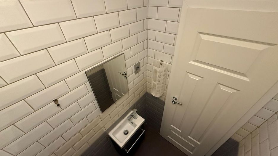 Închiriere Apartament 3 camere, 67,5 mp, etaj 3, bloc 2019, centrală proprie - Poză 15