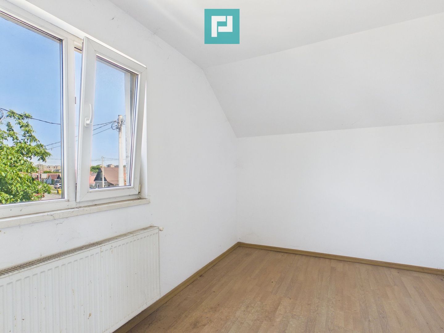 Două duplexuri cu 6 camere, 114mp, zona Confecții - Poză 8