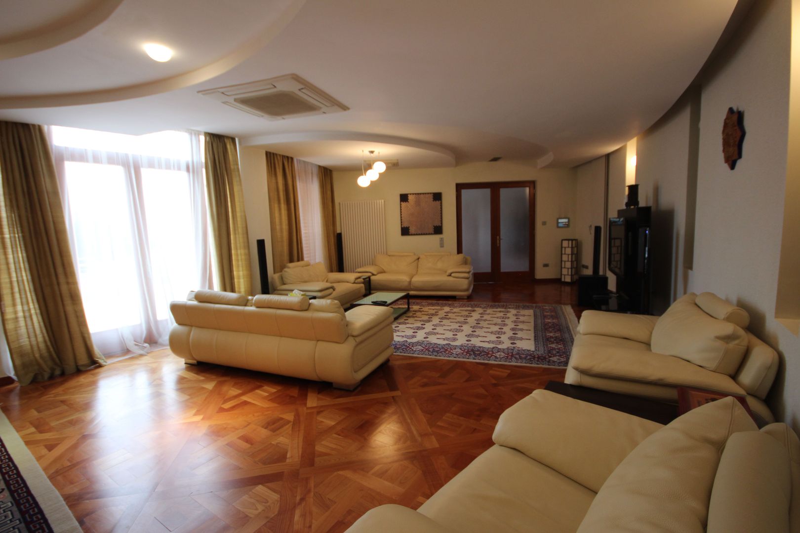 Casa pretabila birouri, camin de batrani - Poză 2