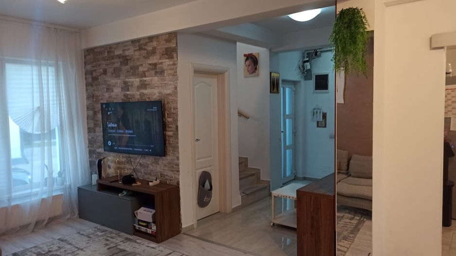 vila4cam2bai-curte-parcare-loc joaca-acces controlat-strOrizontului - Poză 21