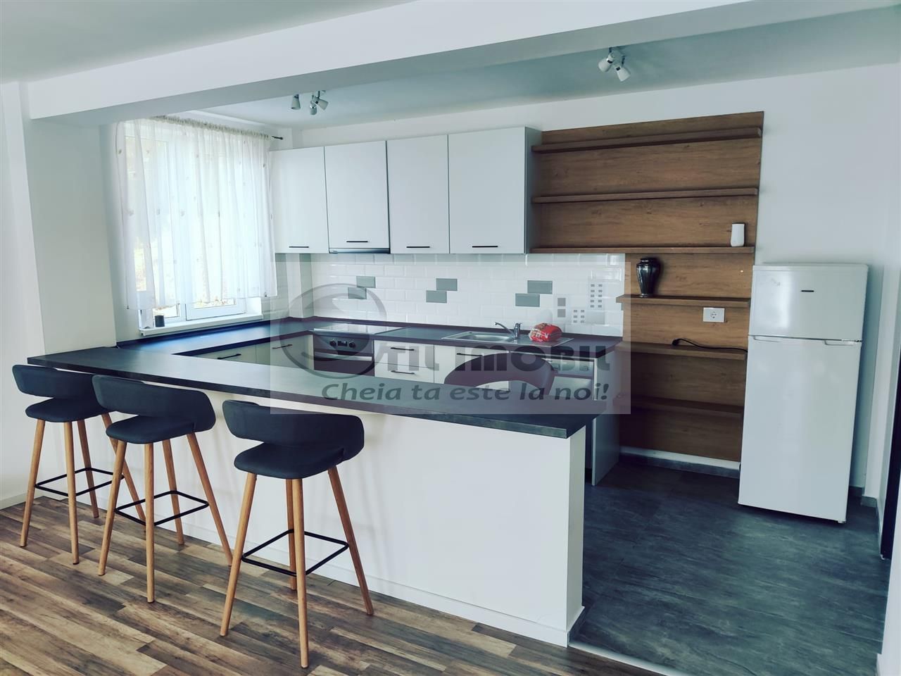 Casa/Vila de inchiriat Bucium - 850 euro - Poză 10