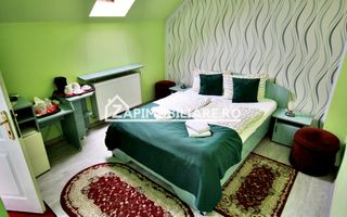 Pensiune aproape de centru,10 camere,13 băi,1 restaurant - Poză 18