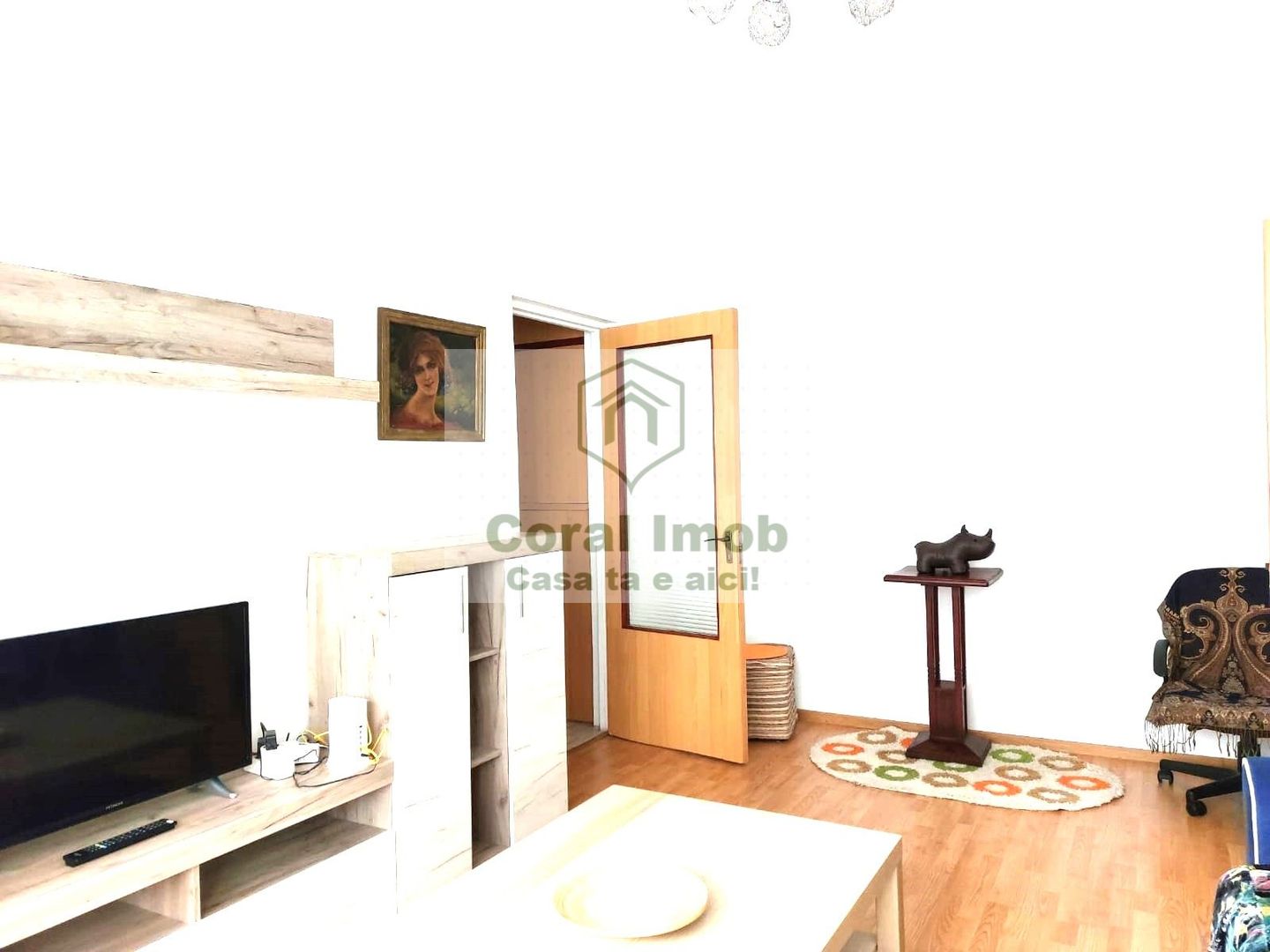 închiriez apartament 2 camere - Poză 2