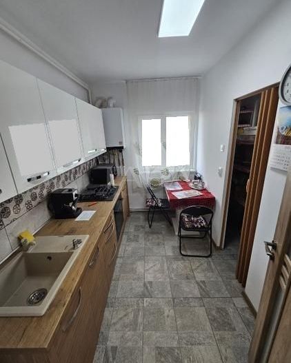 Apartament 2 camere, la cheie, etaj intermediar – Grigorescu. - Poză 4