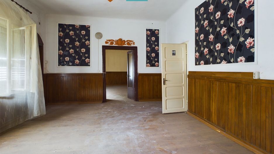 Apartament cu 3 camere în zonă Centrală, Lipova - Poză 9