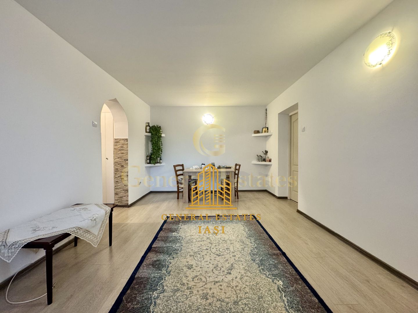 Vânzare apartament 3 camere -  vis-a-vis de Pașapoarte Iași - Poză 2