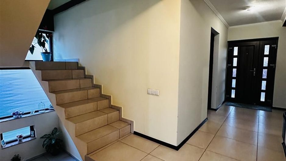 Casa 5 dormitoare 3 bai Oradea - Poză 15