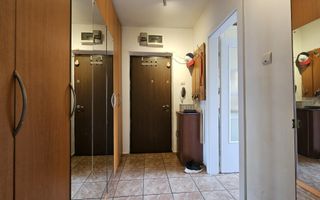 Apartament 3 camere semidecomandat 70 mp zona Teiul Doamnei - Poză 9