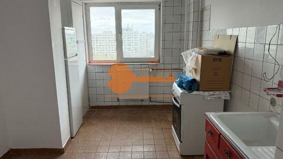 3 camere Banu Manta- Titulescu ( 1984 ) - Poză 2