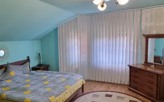 Casa - Vila - Ocnele Mari - Poză 15