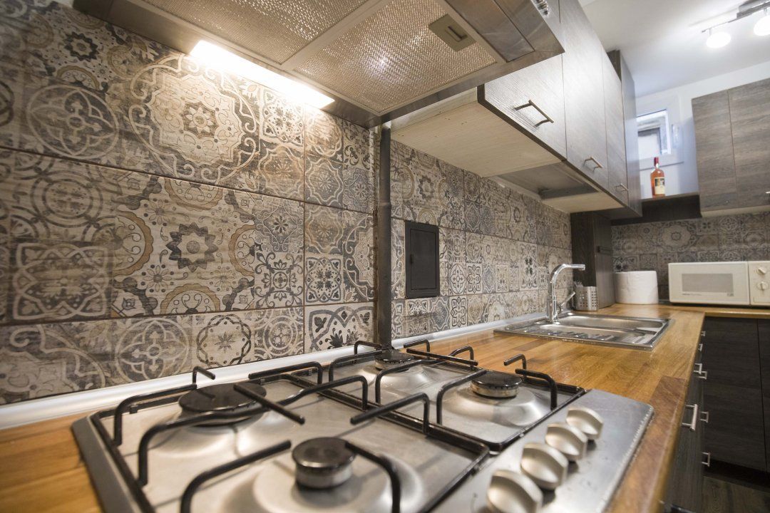 De vanzare Apartament cu 4 camere si dependite-  Ultra central- strada sepcari 9 - Poză 10