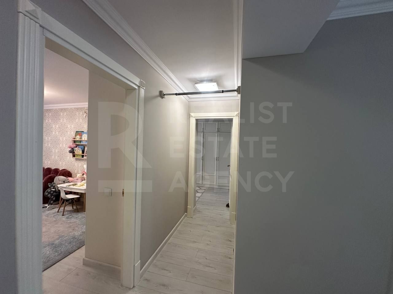 Chirie, apartament, 3 camere, Strada Alexandru cel Bun, Centru - Poză 3
