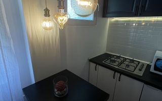 Închiriez  garsonieră modernă Piața Alba Iulia - Poză 5