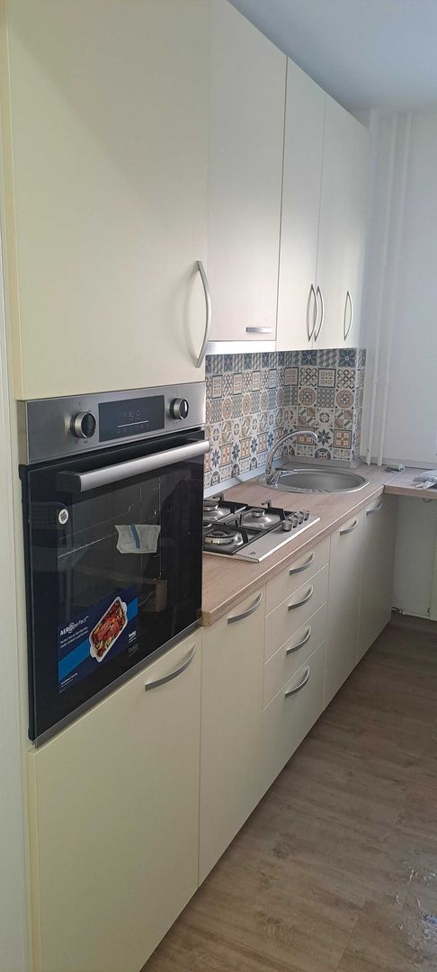 Vând apartament 3 camere decomandat – Postăvarul, Sector 3 - Poză 6