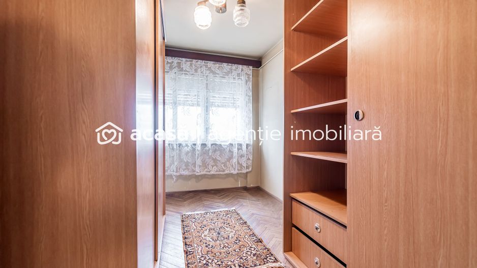Apartament cu 4 camere decomandat cu vedere panoramica - Poză 9