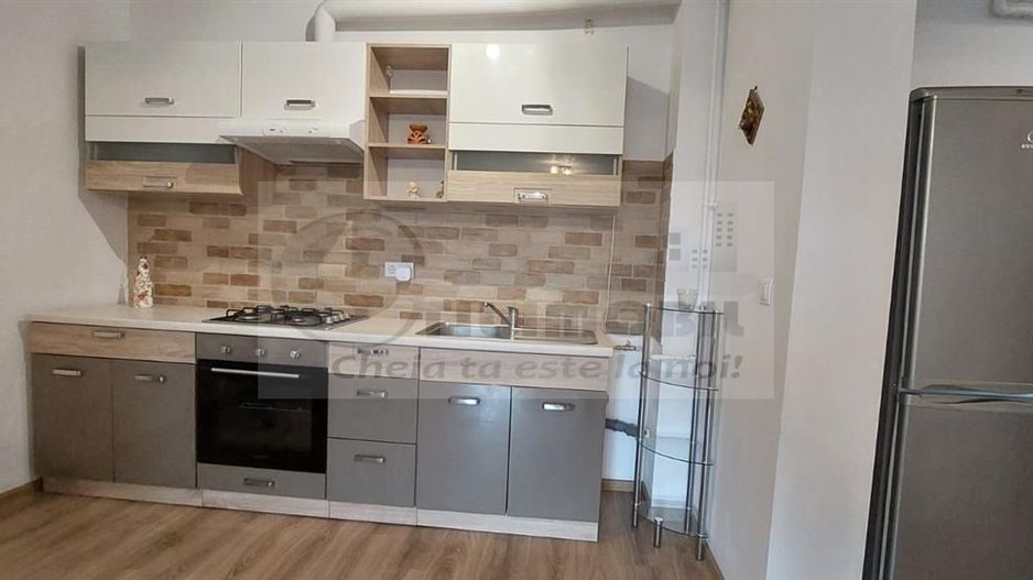 APARTAMENT 2 CAMERE POPAS  PACURARI ETAJ 1 MOBILAT SI UTILAT  LOC DE PARCARE INTABULAT - Poză 3