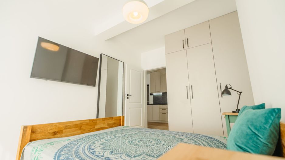 Apartament Ultracentral | 2 Camere | Prima Închiriere | Parcare - Poză 13