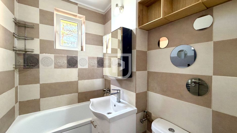Apartament 2 camere, renovat, ultracentral, strada Marly - Poză 5