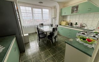 Apartament 3 camere decomandat 73 M² - Poză 3