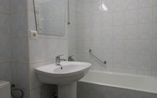 2 minute de Judetean, 2 camere, centrala proprie - Poză 14