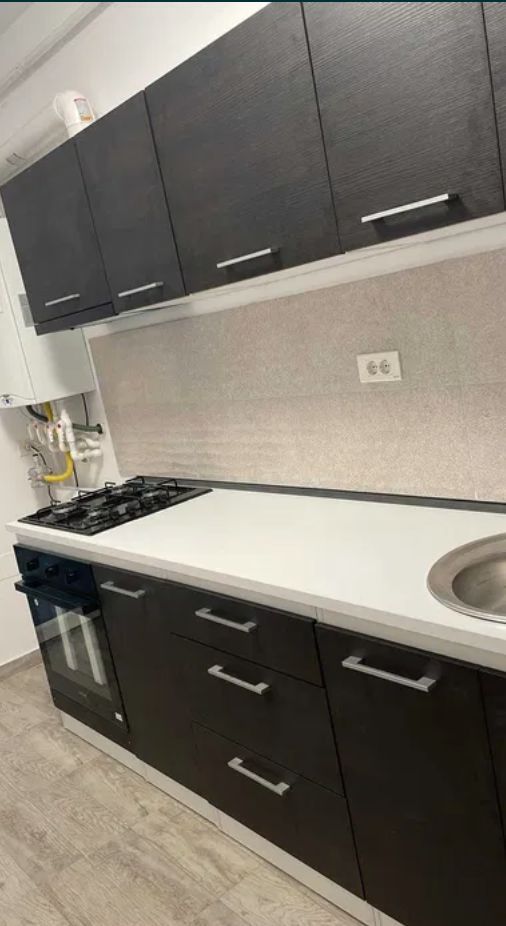 Ap. 2 cam. dec. de inchiriat  Et. 4/8  Bloc Nou Kristal Metalurgiei - Poză 1