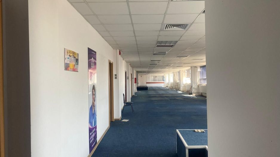 Oportunitate! Inchiriere birouri si spatii de depozitare in Targoviste - Poză 2