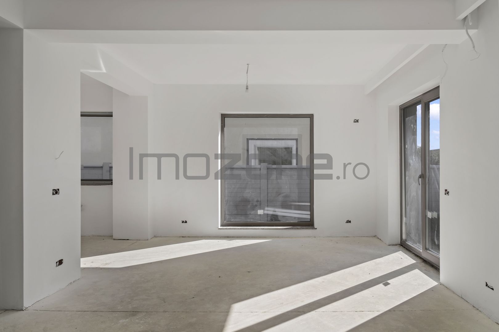 De Vanzare | Casa Spatioasa | Curte Generoasa | Finisaje la alegere | 142 mp - Poză 12