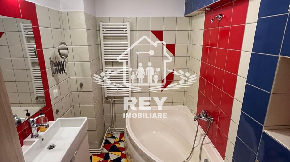 Inchiriez apartament 4 camere in Cartier Strand - Sibiu - Poză 7