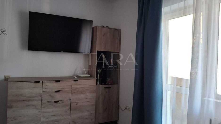 Apartament spațios cu posibilitate de recompartimentare. - Poză 5