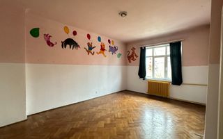 Casa in Vatra Luminoasa cu o curte generoasa - Poză 9