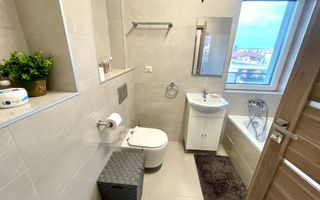 Noul tau "acasa" cu vedere la lac si loc de parcare - Poză 8