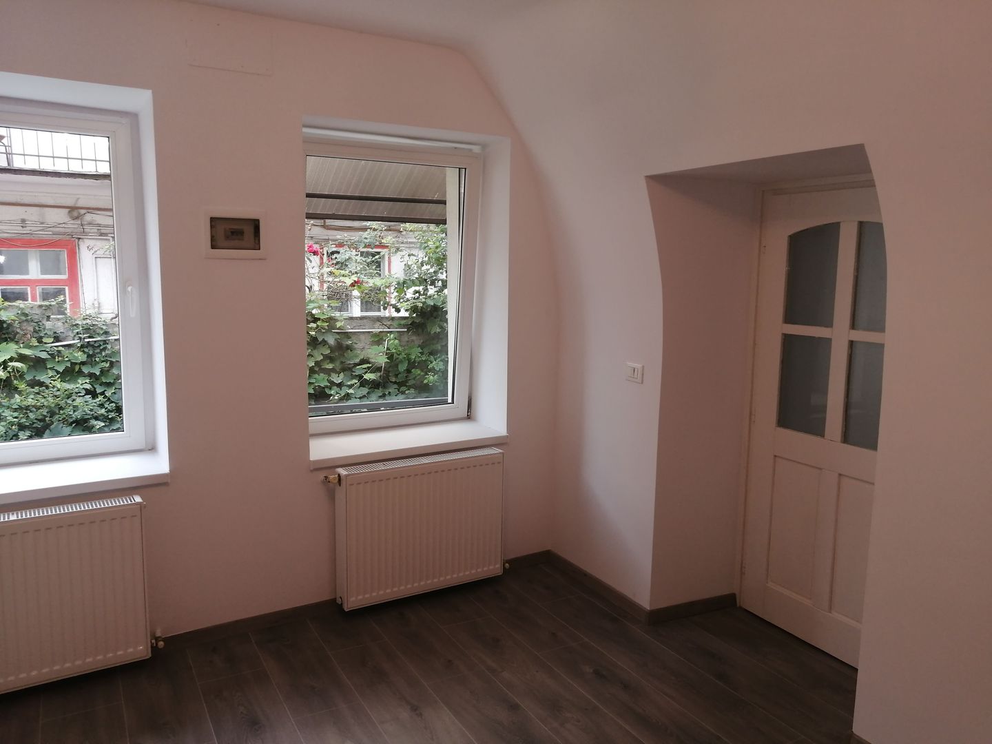 Vânzare apartament spatios,  in zonă ultracentrală - Poză 4