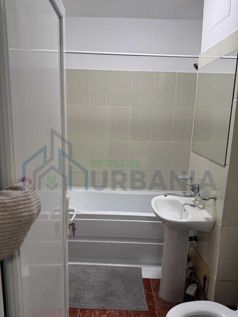 Proprietar ofer spre inchiriere apartament cu o camera - zona gara/pasaj ocrav bancila - Poză 5