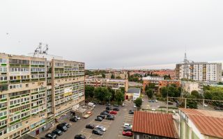 VÂNDUT!!! Apartament spațios cu 3 camere, zona Polivalentă - Poză 5