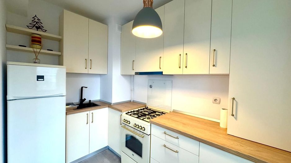 Apartament cu 1 camera - mobilat - bloc nou - etaj 2 -  Calea Sagului - Poză 4