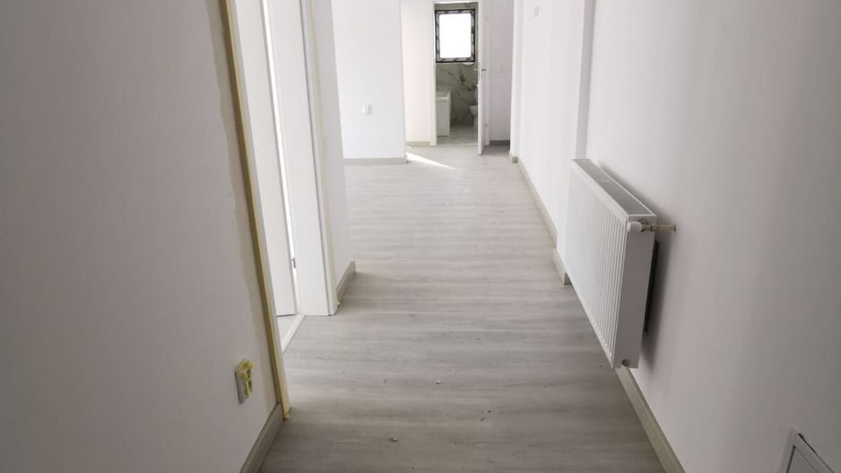 Apartament INTABUALT 3 camere SD 65 mp Bucium Visan 105000 euro - Poză 4