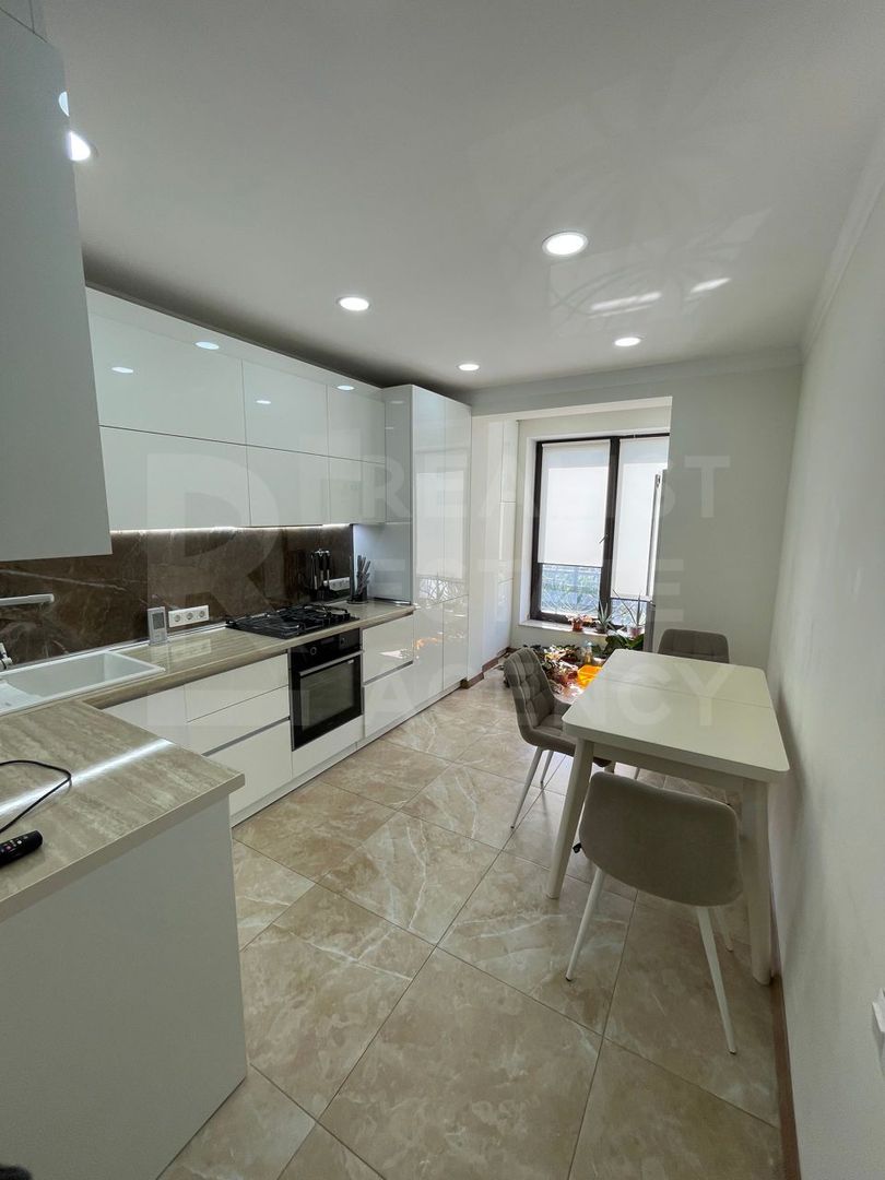 Chirie, apartament, 2 camere, str. Zamfir Arbore, Centru - Poză 2