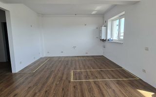Apartament Spațios Bloc Nou - Poză 3