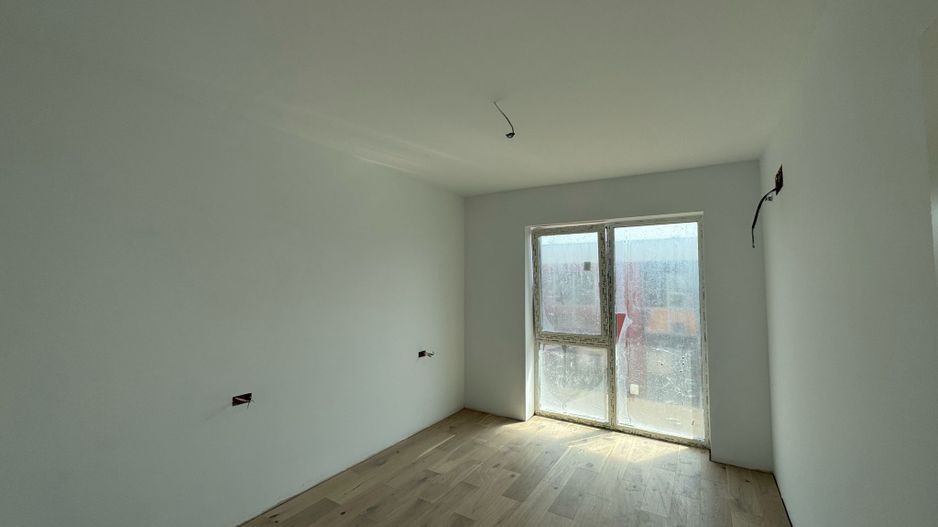 Townhouse modern cu grădină privată într-un cartier verde și sigur - Poză 10
