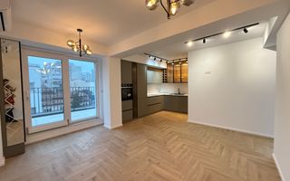 Apartament cu TERASA generoasa de 41 MP - Poză 1