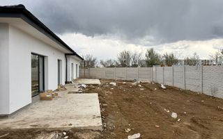Casa 4 camere pe parter-Tunari | Teren 400 mp - Poză 15