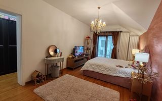 Vila care redefinește echilibrul între rafinament, spațiu și liniște - Poză 35