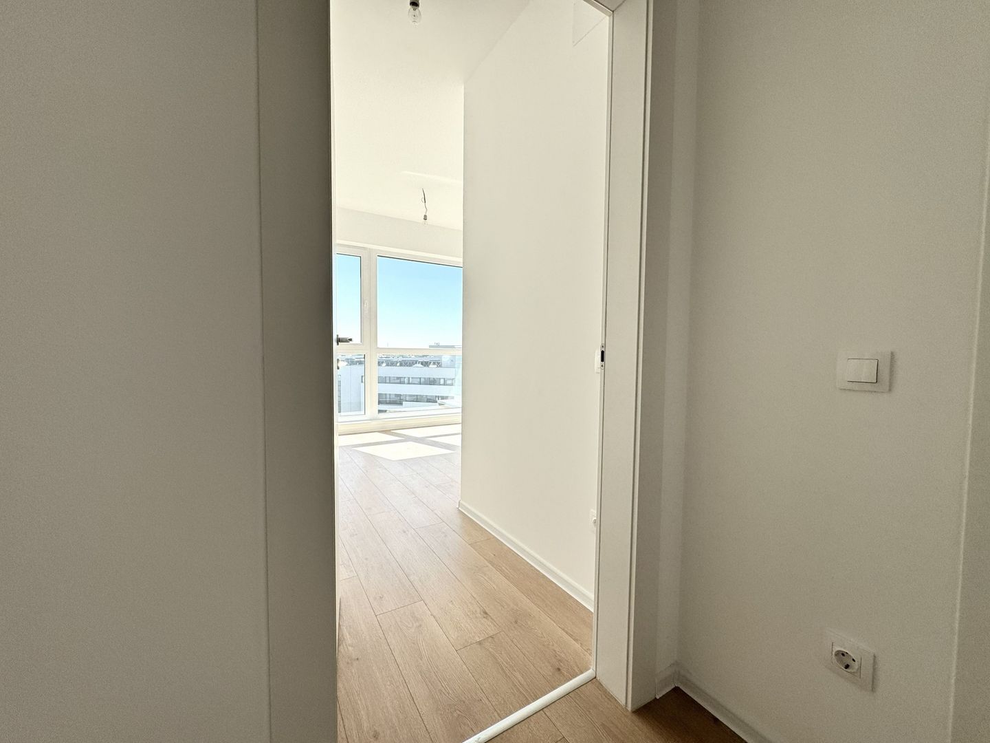 Apartament 4 camere Sector 1 Zona Mall Colosseum - Poză 14