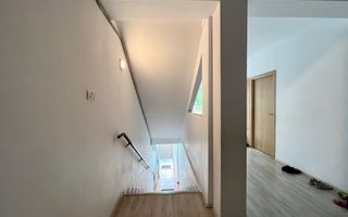 SPATIU CU MULTIPLE DESTINATII - Poză 6