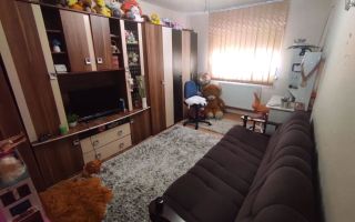 Casa 4 camere, zona Centrala - Poză 2