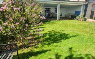 Vilă cu design și dotări deosebite de vânzare - Poză 10